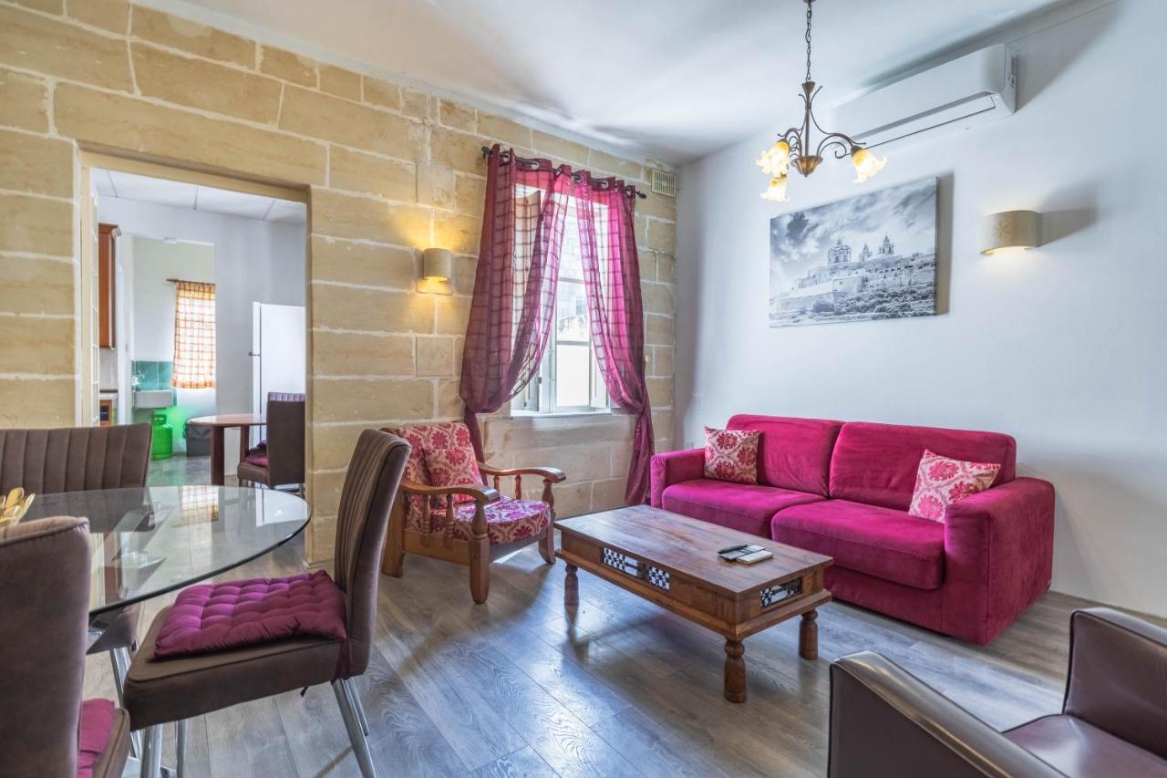 Charming Duplex Apartment In The Centre Of Слима Экстерьер фото